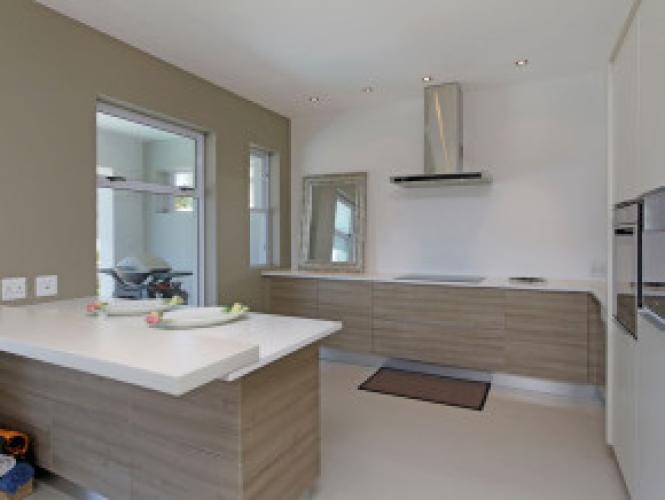 Photo 9 of Kommetjie Greenways accommodation in Kommetjie, Cape Town with 4 bedrooms and 4 bathrooms