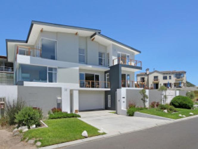 Photo 1 of Kommetjie Greenways accommodation in Kommetjie, Cape Town with 4 bedrooms and 4 bathrooms