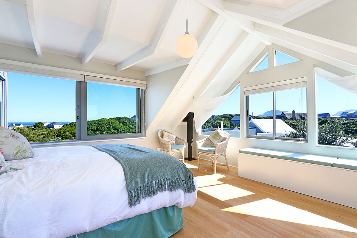 Photo 17 of Kommetjie Southern Right Villa accommodation in Kommetjie, Cape Town with 4 bedrooms and 3 bathrooms