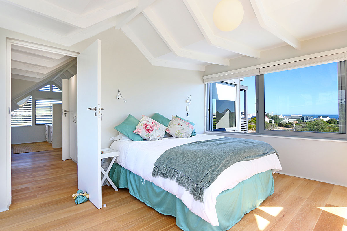 Photo 18 of Kommetjie Southern Right Villa accommodation in Kommetjie, Cape Town with 4 bedrooms and 3 bathrooms