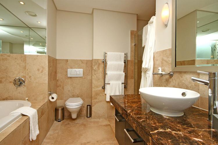 Photo 7 of Kylemore 109 accommodation in V&A Waterfront, Cape Town with 2 bedrooms and 2 bathrooms