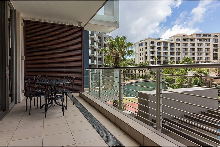 Photo 12 of Kylemore 110 accommodation in V&A Waterfront, Cape Town with 2 bedrooms and 2 bathrooms