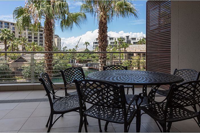 Photo 9 of Kylemore 110 accommodation in V&A Waterfront, Cape Town with 2 bedrooms and 2 bathrooms