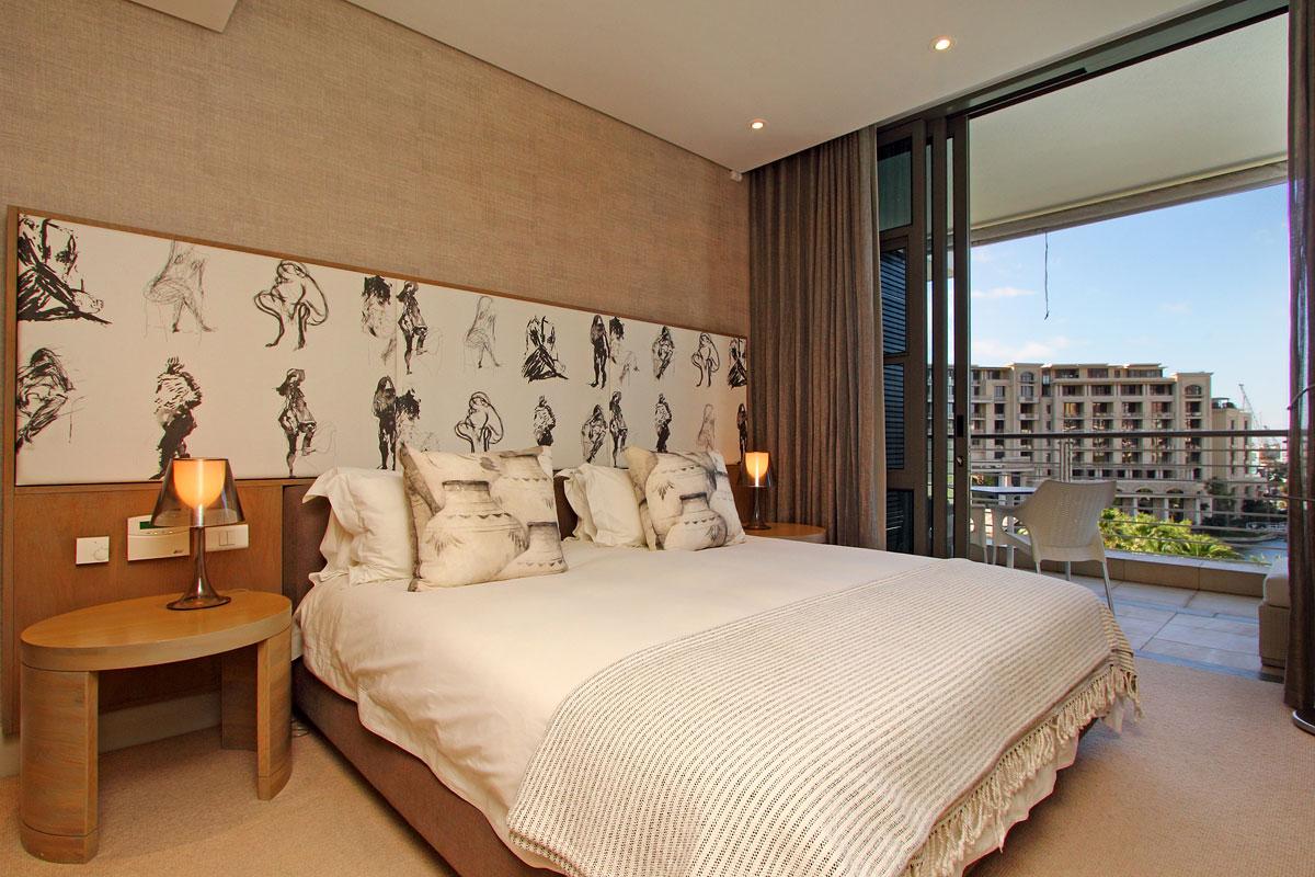 Photo 6 of Kylemore 409 accommodation in V&A Waterfront, Cape Town with 2 bedrooms and 2 bathrooms