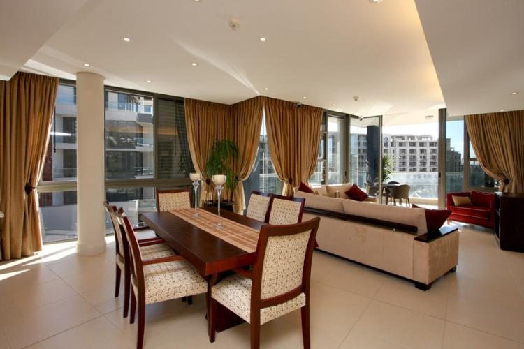 Photo 1 of Kylemore 410 accommodation in V&A Waterfront, Cape Town with 3 bedrooms and 3 bathrooms