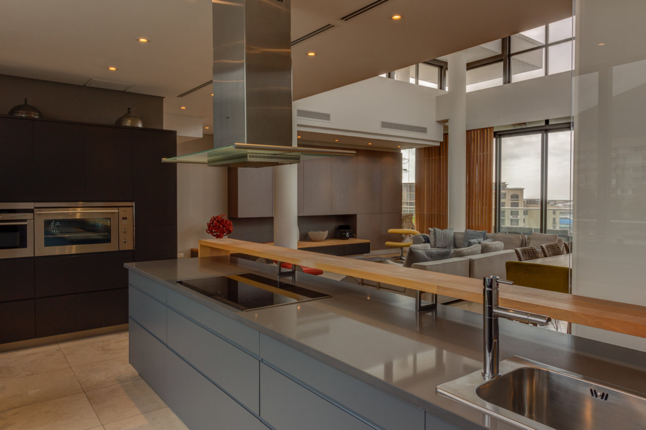 Photo 8 of Kylemore 701 accommodation in V&A Waterfront, Cape Town with 3 bedrooms and 3 bathrooms