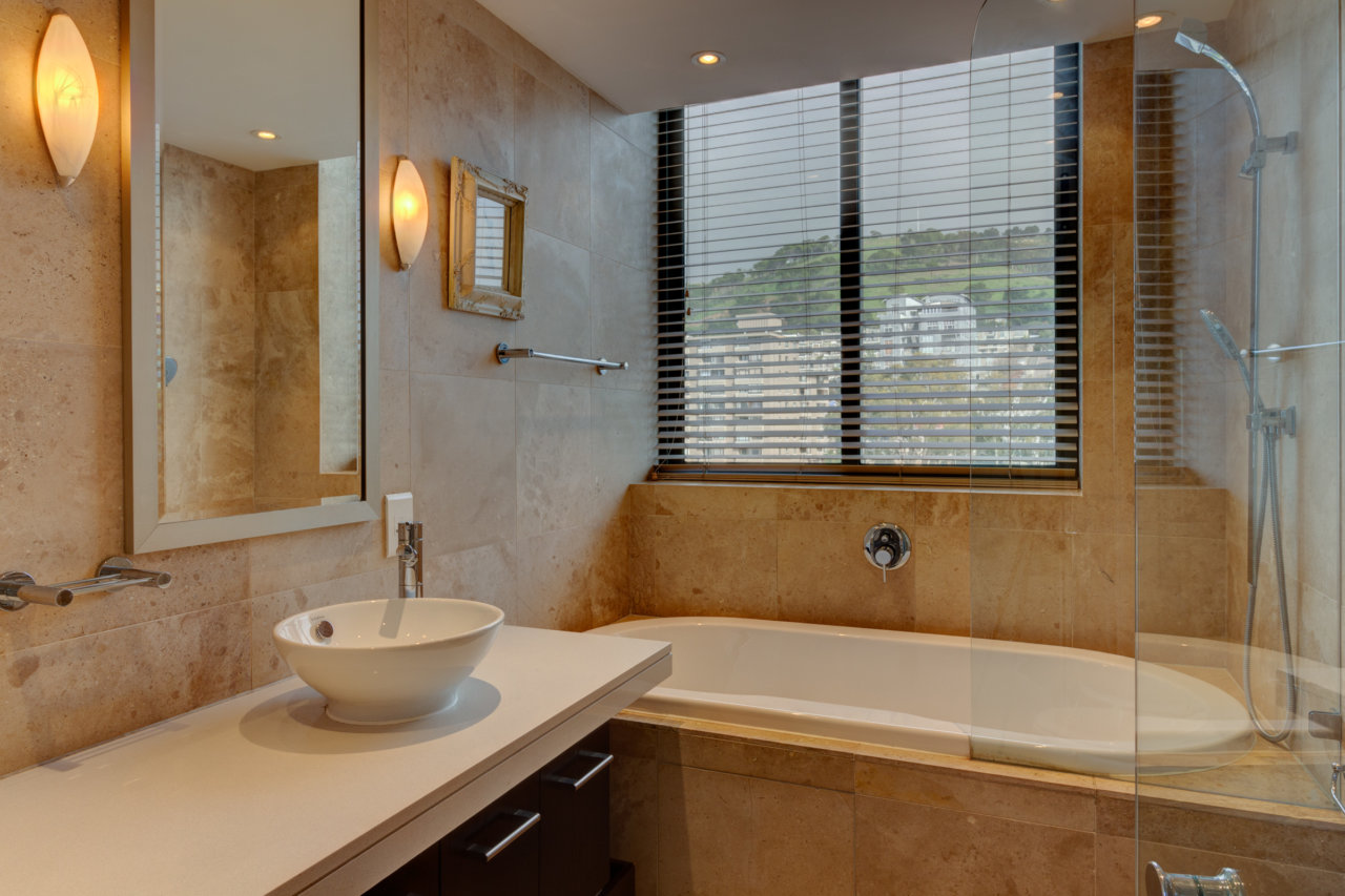 Photo 12 of Kylemore 701 accommodation in V&A Waterfront, Cape Town with 3 bedrooms and 3 bathrooms