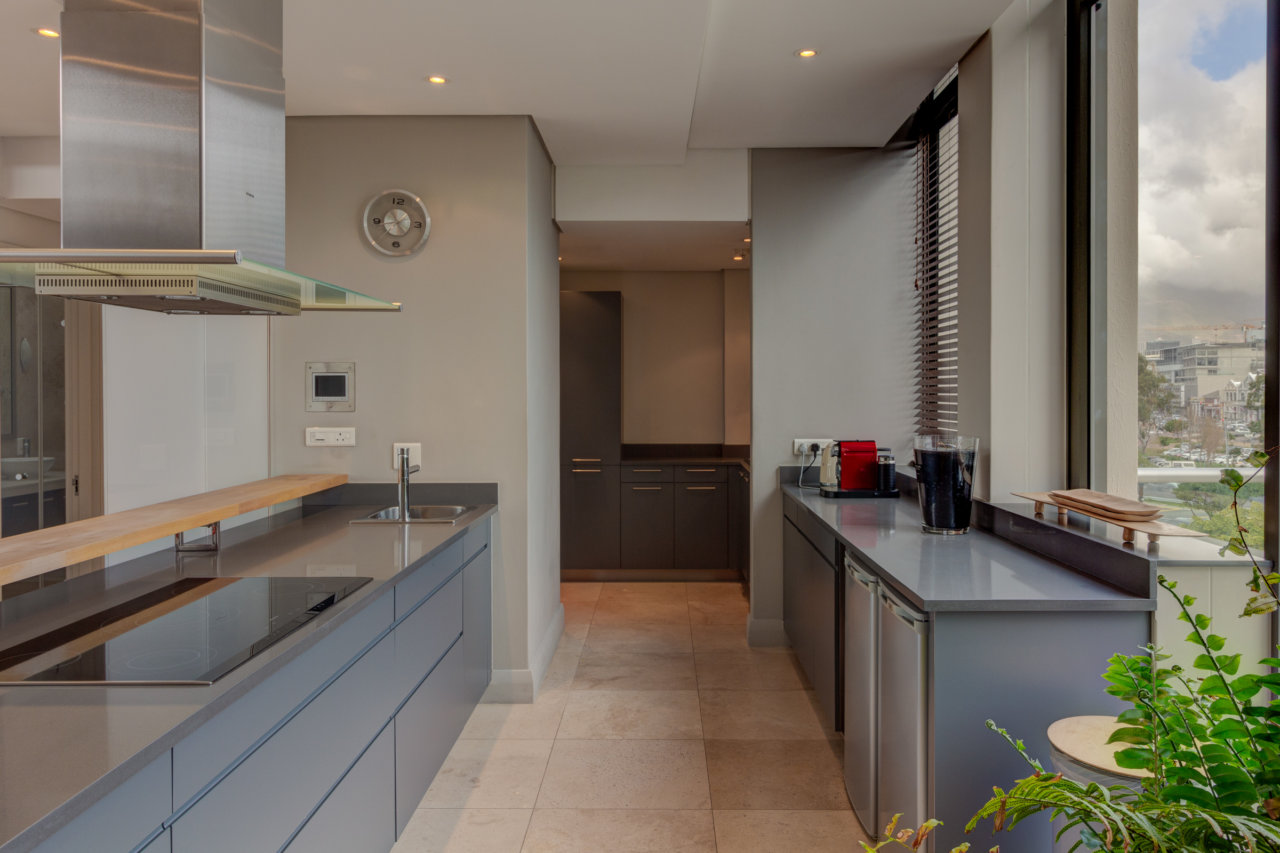 Photo 15 of Kylemore 701 accommodation in V&A Waterfront, Cape Town with 3 bedrooms and 3 bathrooms