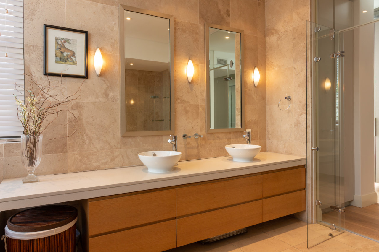 Photo 17 of Kylemore 701 accommodation in V&A Waterfront, Cape Town with 3 bedrooms and 3 bathrooms