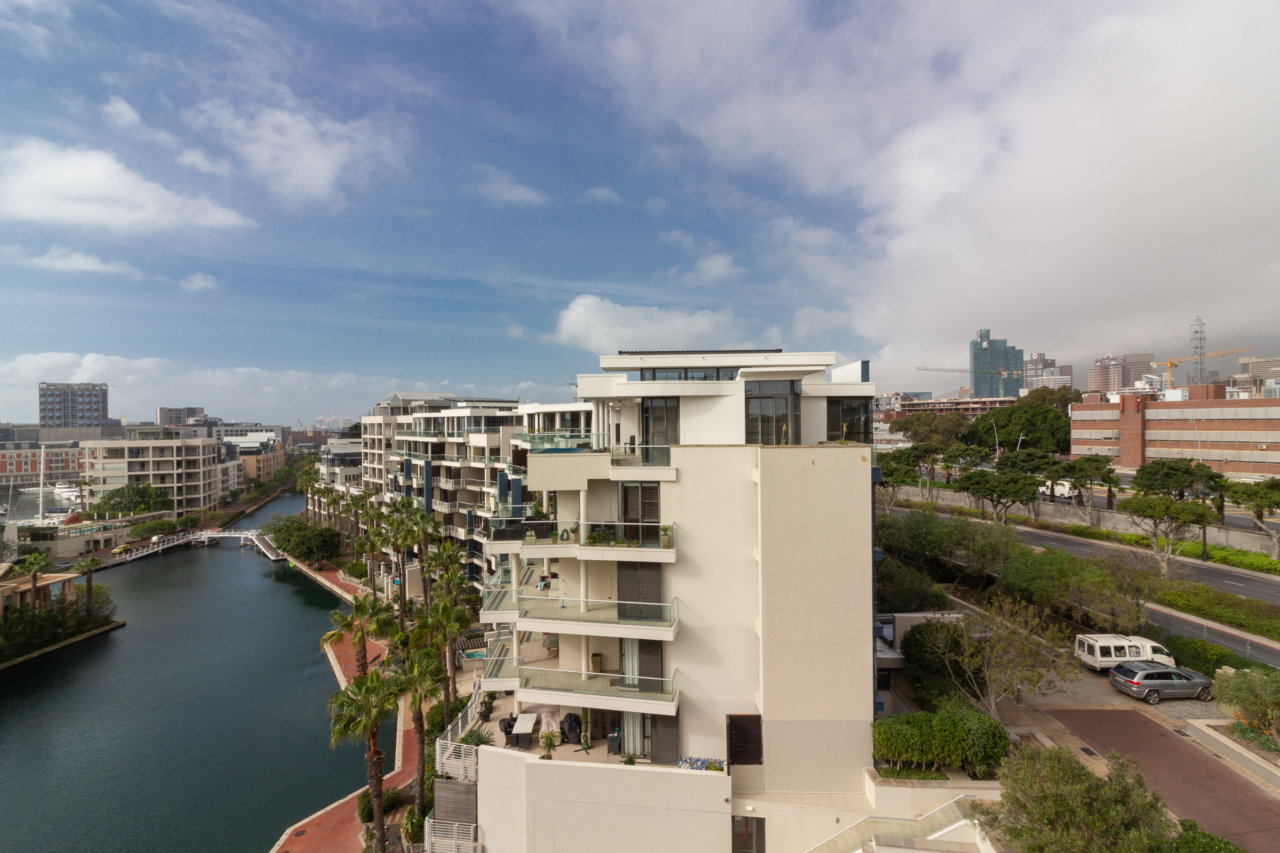 Photo 29 of Kylemore 701 accommodation in V&A Waterfront, Cape Town with 3 bedrooms and 3 bathrooms