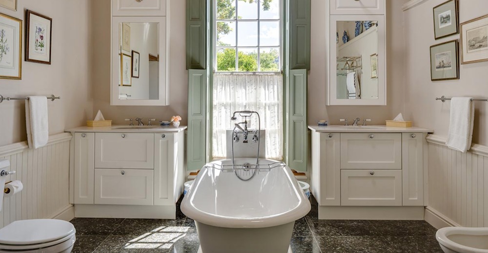 Photo 10 of La Rive Franschhoek accommodation in Franschhoek, Cape Town with 6 bedrooms and 6 bathrooms