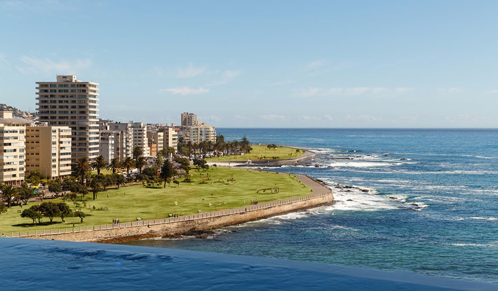 Photo 15 of La Rive Penthouse accommodation in Mouille Point, Cape Town with 4 bedrooms and 4 bathrooms
