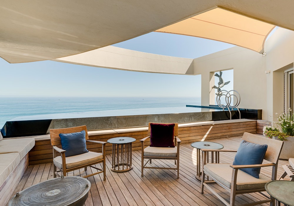 Photo 19 of La Rive Penthouse accommodation in Mouille Point, Cape Town with 4 bedrooms and 4 bathrooms