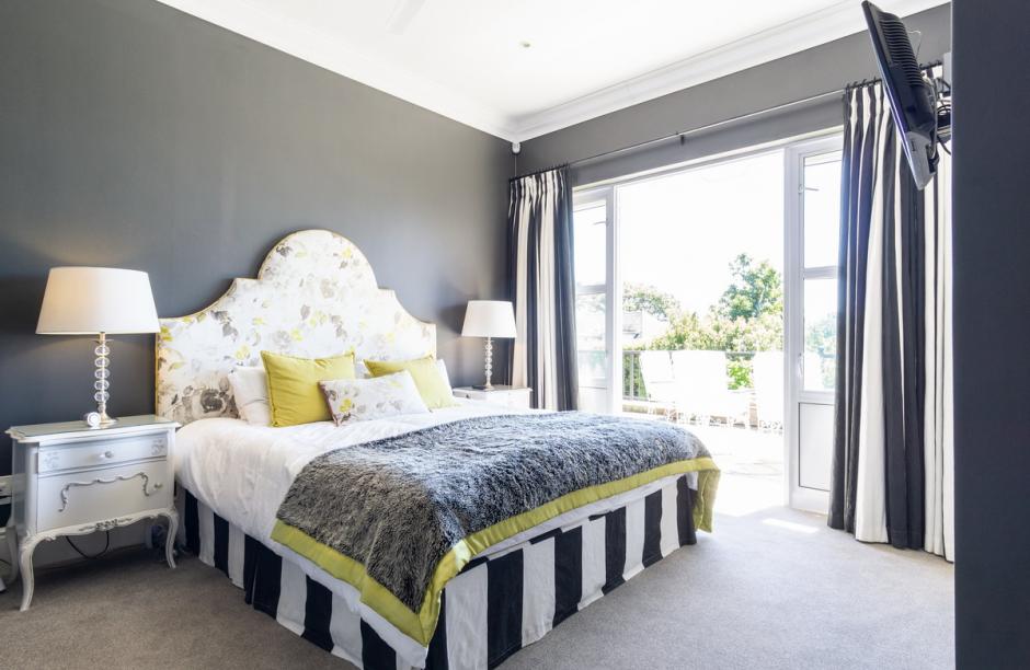 Photo 4 of Lanes End accommodation in Kenilworth, Cape Town with 4 bedrooms and 4 bathrooms