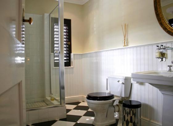 Photo 7 of Le Jardin Villa accommodation in Stellenbosch, Cape Town with 4 bedrooms and 4 bathrooms