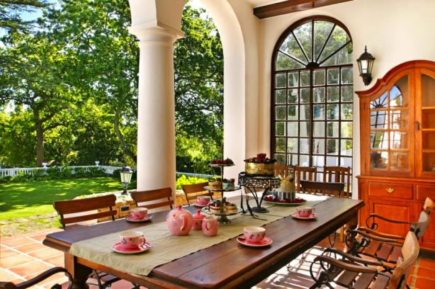 Photo 11 of Le Jardin Villa accommodation in Stellenbosch, Cape Town with 4 bedrooms and 4 bathrooms