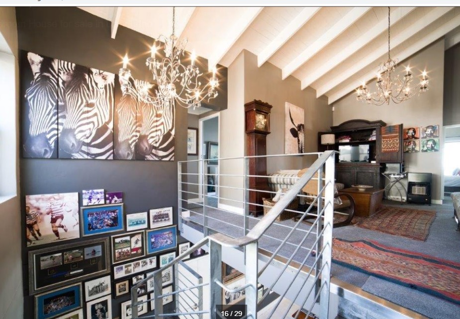 Photo 10 of Liermens Rd Llandadno accommodation in Llandudno, Cape Town with 4 bedrooms and 3.5 bathrooms