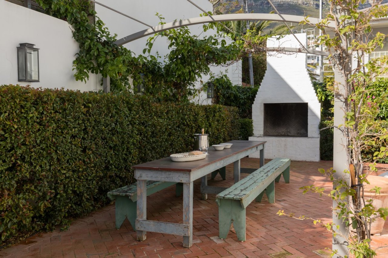Photo 23 of Linda Vista accommodation in Camps Bay, Cape Town with 5 bedrooms and 5 bathrooms