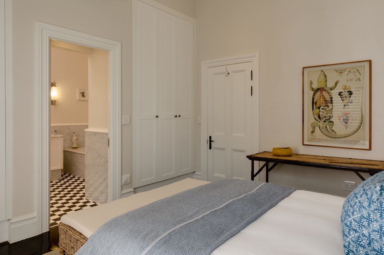 Photo 9 of Linda Vista accommodation in Camps Bay, Cape Town with 5 bedrooms and 5 bathrooms