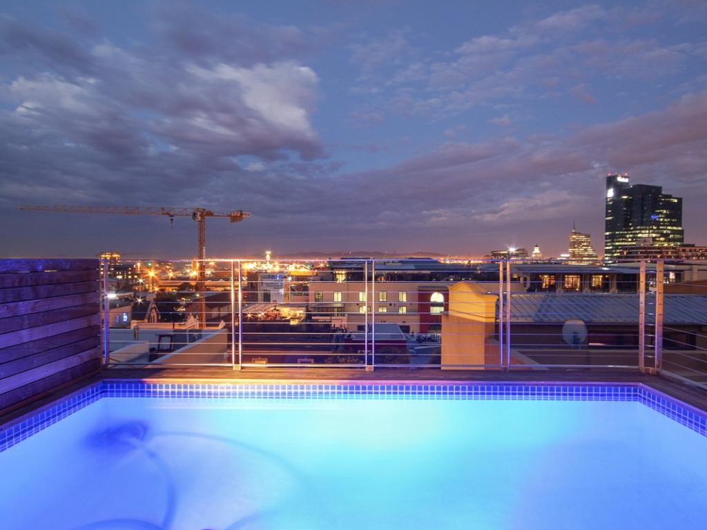 Photo 15 of Loader A accommodation in De Waterkant, Cape Town with 2 bedrooms and 2 bathrooms