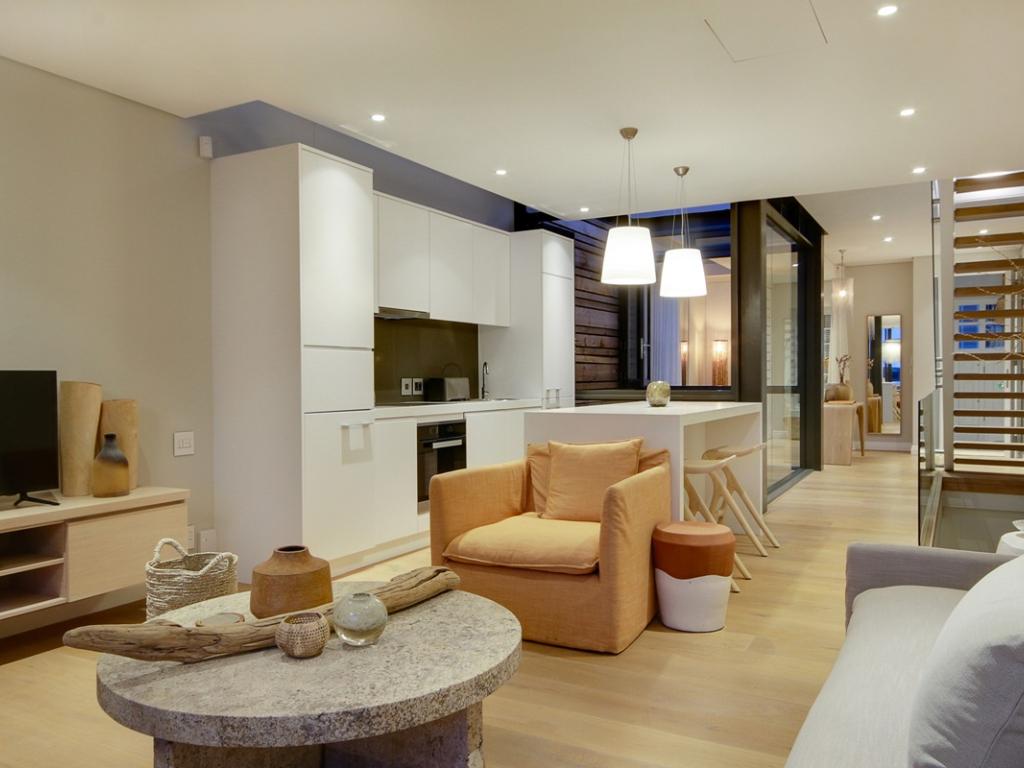 Photo 6 of Loader A accommodation in De Waterkant, Cape Town with 2 bedrooms and 2 bathrooms