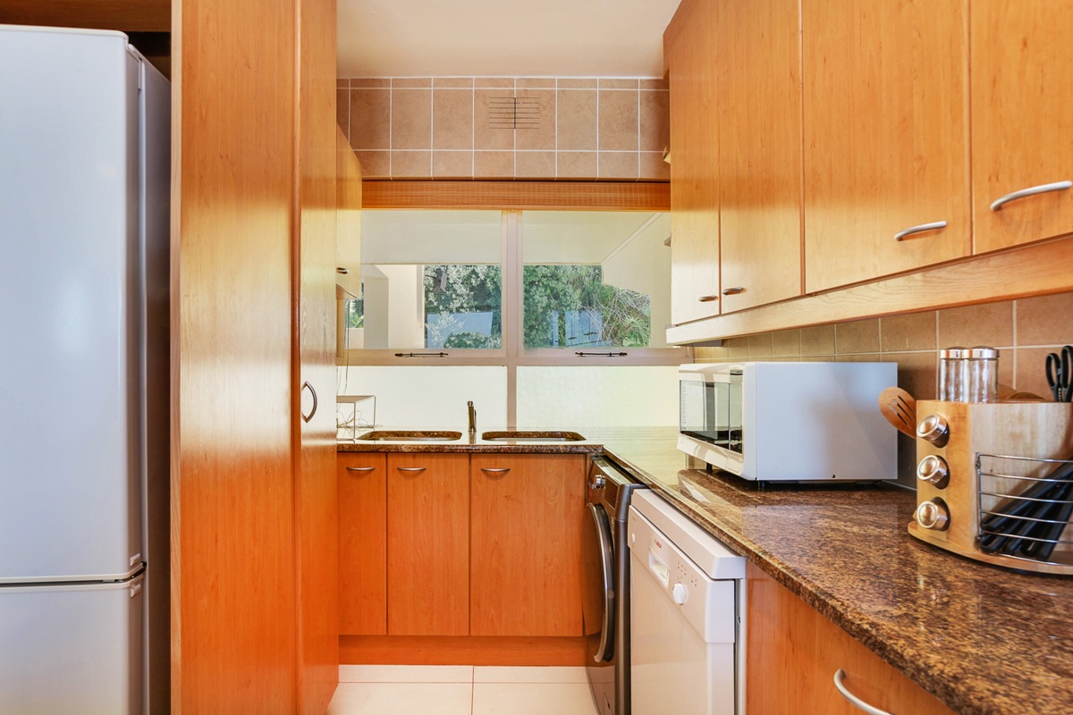 Photo 2 of Malachite accommodation in Clifton, Cape Town with 2 bedrooms and 2 bathrooms