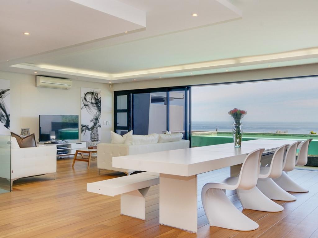 Photo 14 of Malindi accommodation in Camps Bay, Cape Town with 4 bedrooms and 4 bathrooms