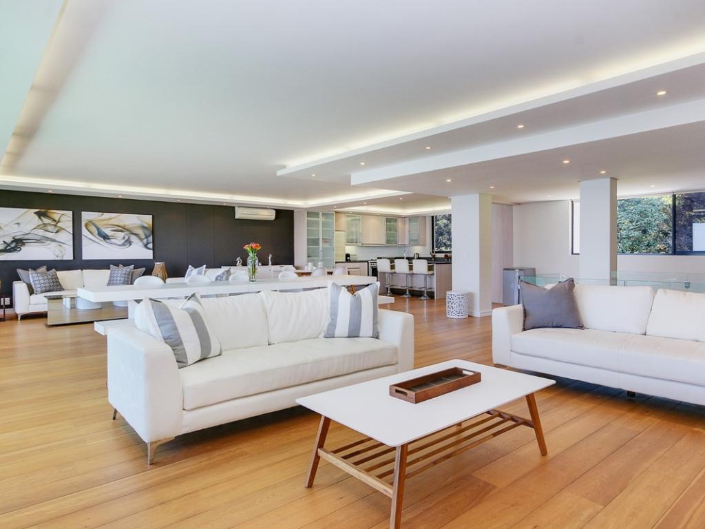 Photo 7 of Malindi accommodation in Camps Bay, Cape Town with 4 bedrooms and 4 bathrooms