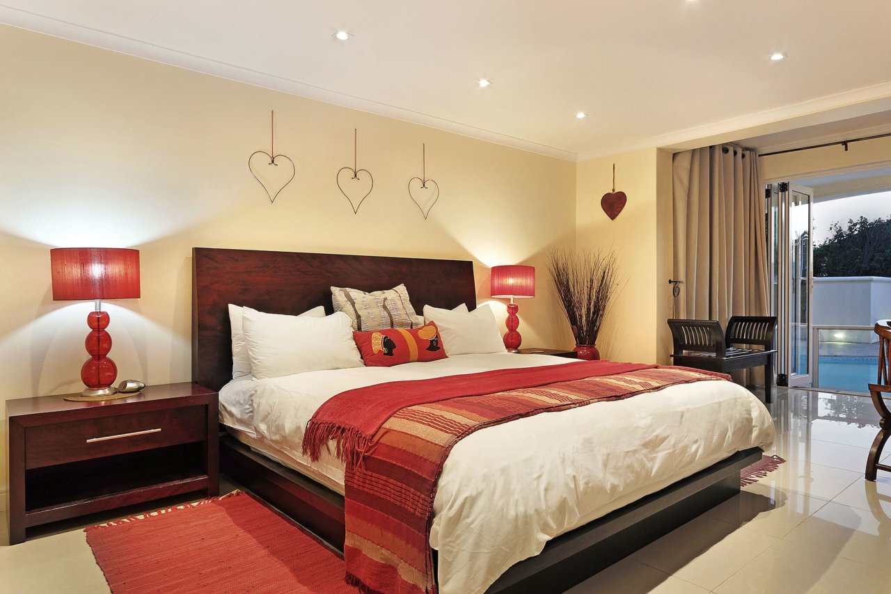Photo 7 of Merridew accommodation in Camps Bay, Cape Town with 6 bedrooms and 6 bathrooms