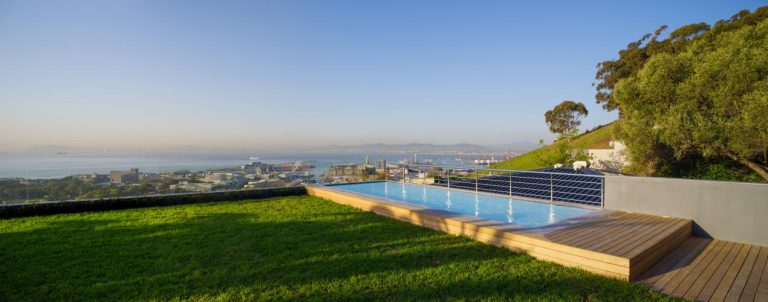 Photo 6 of Merriman accommodation in Green Point, Cape Town with 4 bedrooms and 4 bathrooms