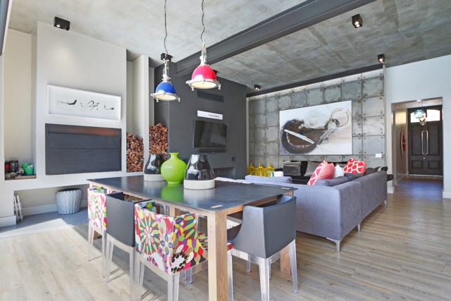 Photo 9 of Newport Villa accommodation in Tamboerskloof, Cape Town with 4 bedrooms and 4 bathrooms