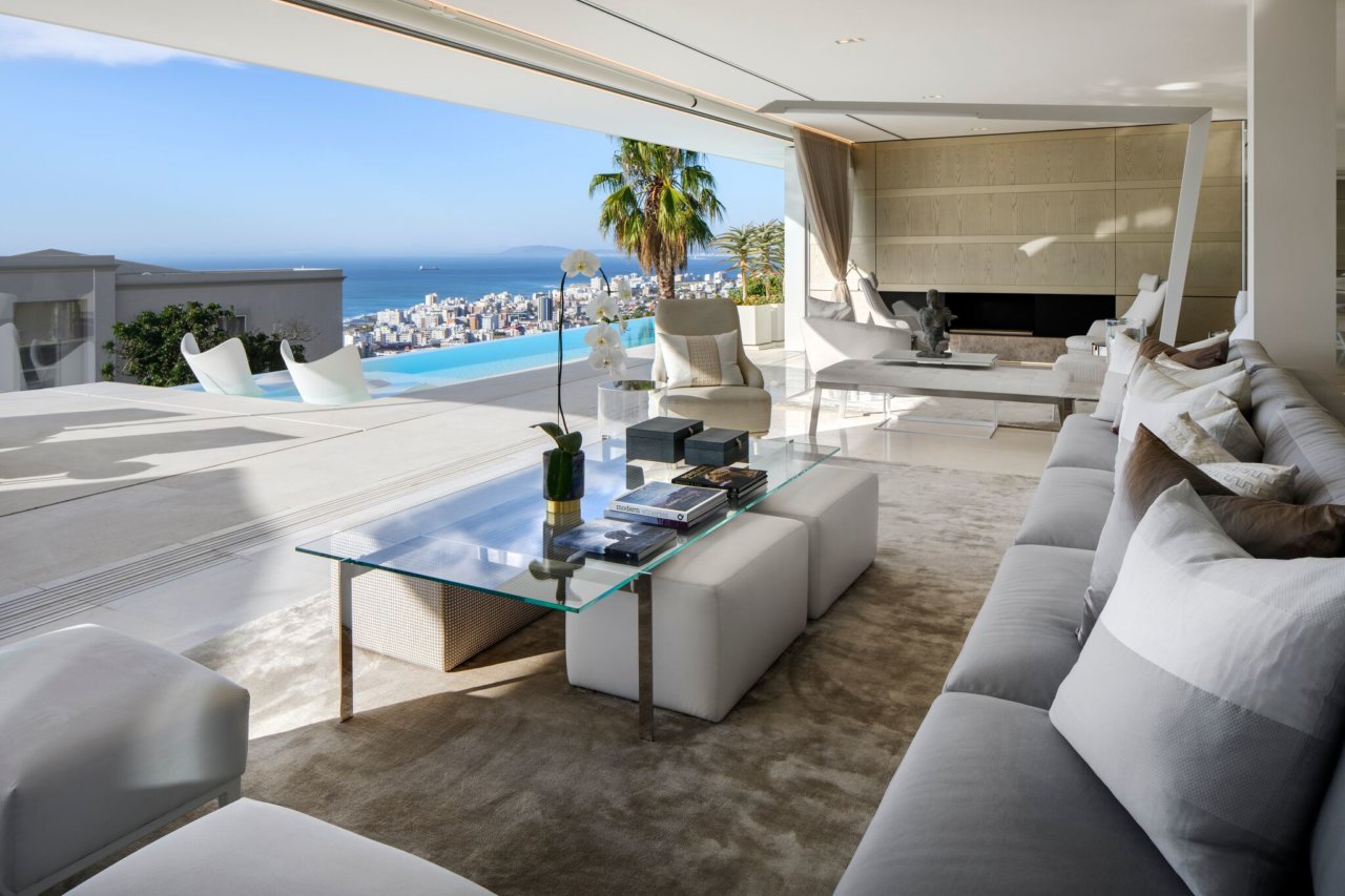 Photo 6 of Ocean View accommodation in Bantry Bay, Cape Town with 5 bedrooms and 5 bathrooms