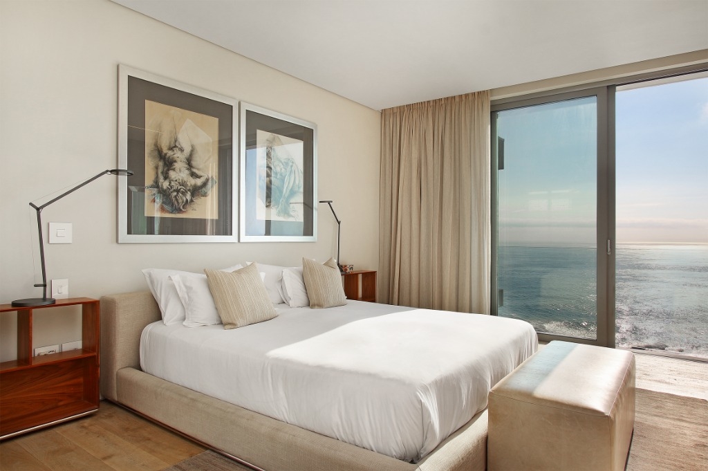 Photo 14 of Ocean View Splendour accommodation in Bantry Bay, Cape Town with 5 bedrooms and 5 bathrooms