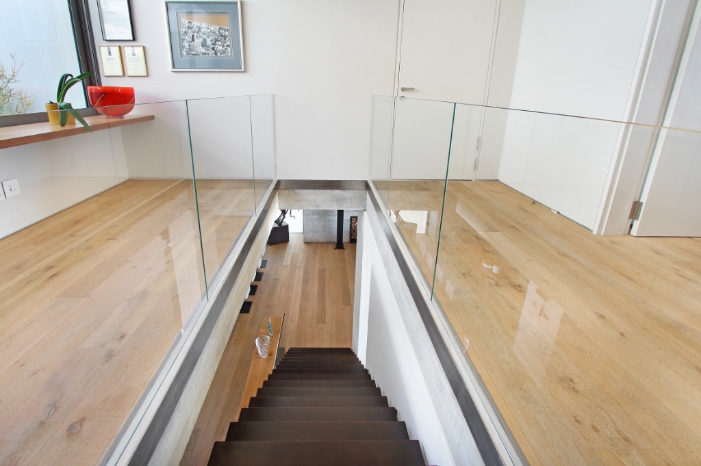 Photo 3 of Ocean View Splendour accommodation in Bantry Bay, Cape Town with 5 bedrooms and 5 bathrooms