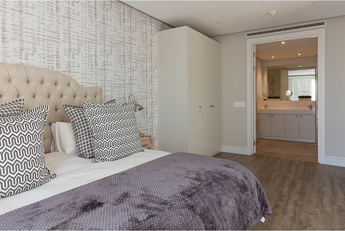 Photo 13 of Paregon 205 accommodation in V&A Waterfront, Cape Town with 3 bedrooms and 2 bathrooms