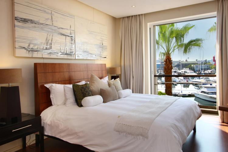Photo 11 of Parergon 102 accommodation in V&A Waterfront, Cape Town with 2 bedrooms and 2 bathrooms