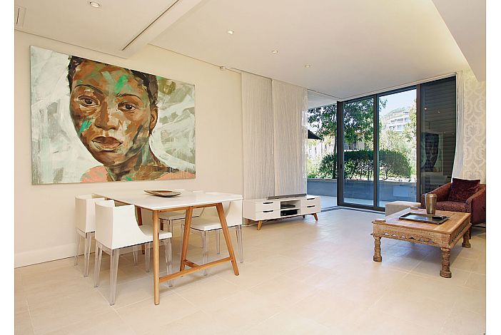 Photo 11 of Pembroke 009 accommodation in V&A Waterfront, Cape Town with 1 bedrooms and 1 bathrooms