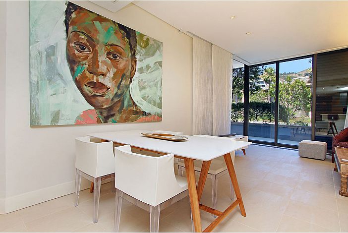 Photo 10 of Pembroke 009 accommodation in V&A Waterfront, Cape Town with 1 bedrooms and 1 bathrooms