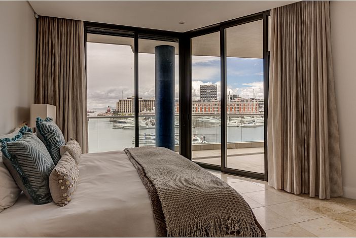 Photo 15 of Pembroke 203 accommodation in V&A Waterfront, Cape Town with 3 bedrooms and 3 bathrooms