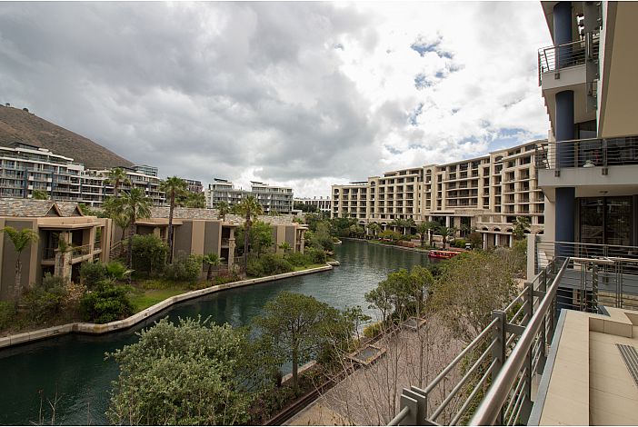 Photo 16 of Pembroke 203 accommodation in V&A Waterfront, Cape Town with 3 bedrooms and 3 bathrooms
