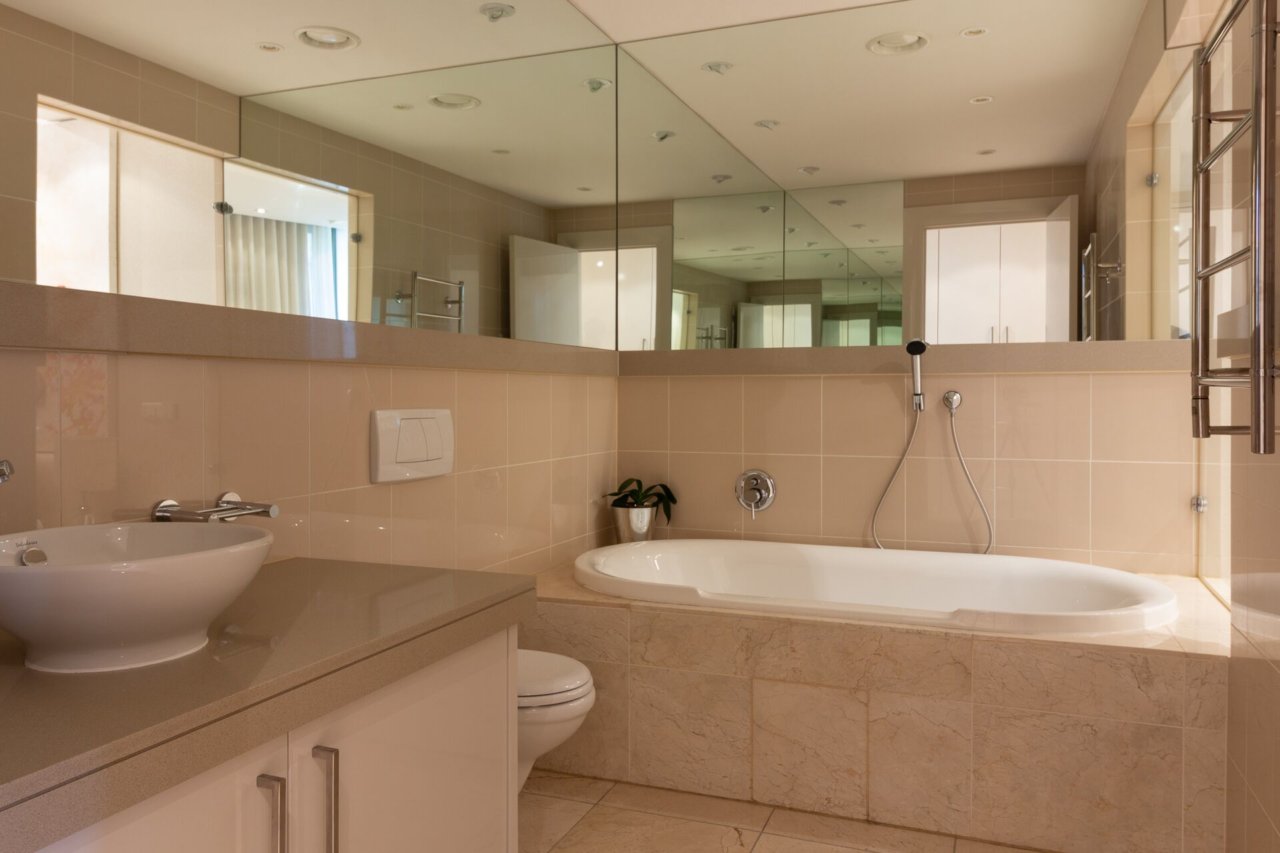 Photo 13 of Pembroke 207 accommodation in V&A Waterfront, Cape Town with 3 bedrooms and 3 bathrooms