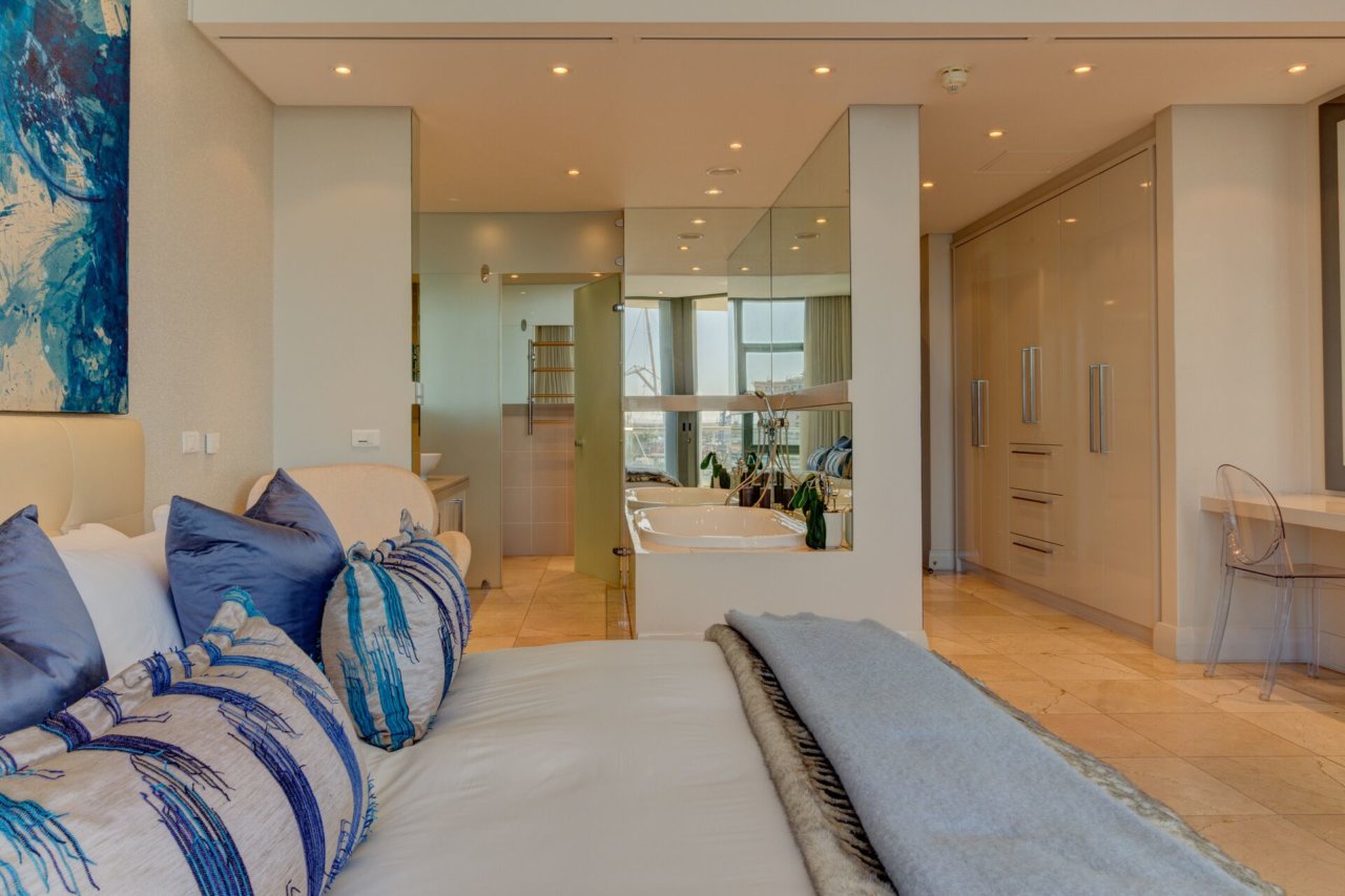 Photo 14 of Pembroke 207 accommodation in V&A Waterfront, Cape Town with 3 bedrooms and 3 bathrooms
