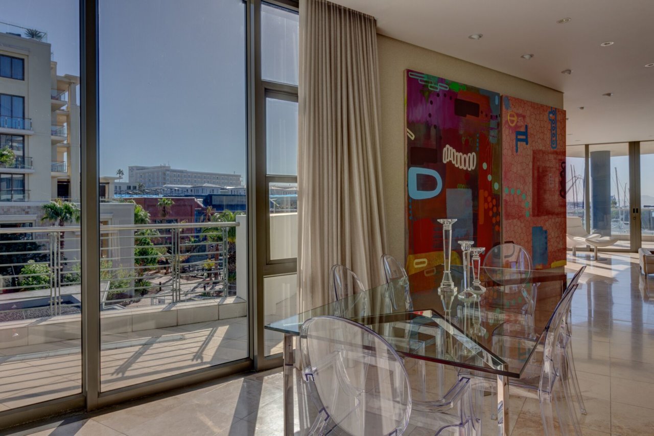 Photo 23 of Pembroke 207 accommodation in V&A Waterfront, Cape Town with 3 bedrooms and 3 bathrooms