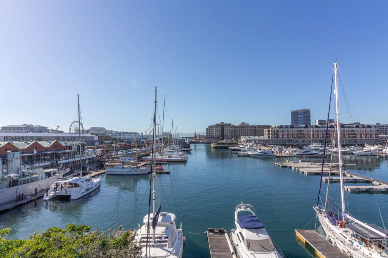 Photo 30 of Pembroke 207 accommodation in V&A Waterfront, Cape Town with 3 bedrooms and 3 bathrooms