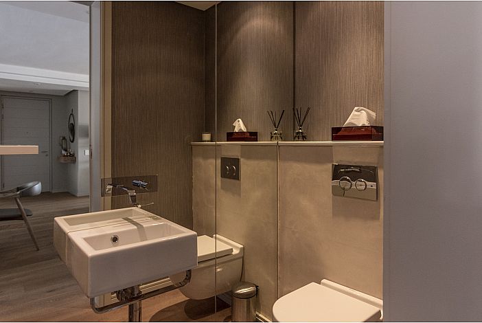 Photo 14 of Penrith 004 accommodation in V&A Waterfront, Cape Town with 3 bedrooms and 3 bathrooms