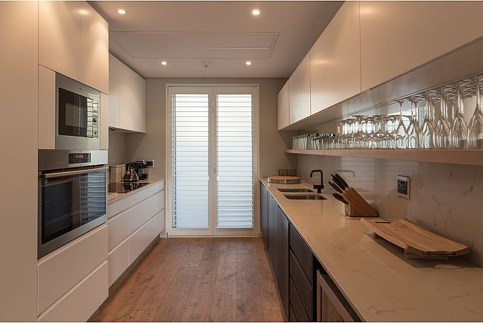 Photo 21 of Penrith 004 accommodation in V&A Waterfront, Cape Town with 3 bedrooms and 3 bathrooms