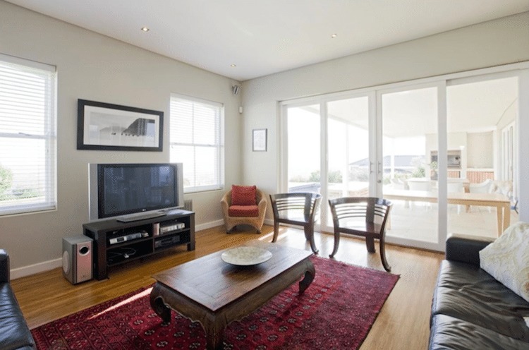Photo 10 of Sapphire End accommodation in Noordhoek, Cape Town with 5 bedrooms and 3.5 bathrooms