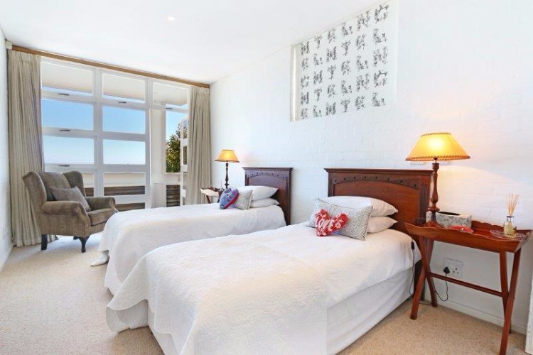 Photo 7 of Sea-esta accommodation in Llandudno, Cape Town with 4 bedrooms and 3 bathrooms