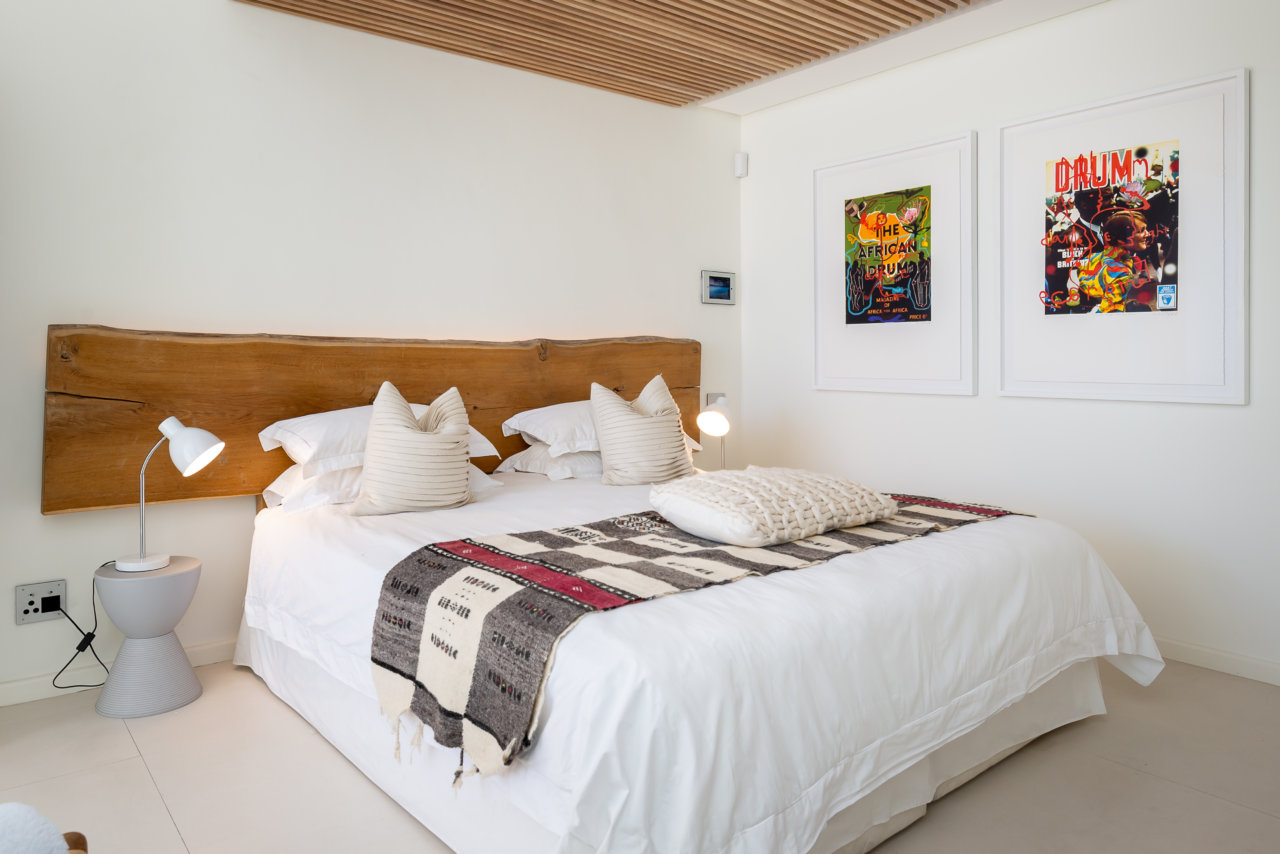 Photo 10 of Sea Haven Bungalow accommodation in Clifton, Cape Town with 3 bedrooms and 3 bathrooms