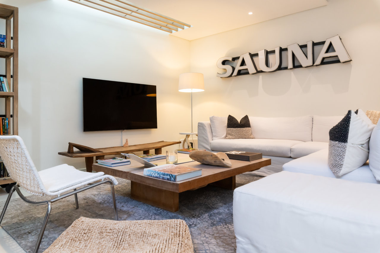 Photo 11 of Sea Haven Bungalow accommodation in Clifton, Cape Town with 3 bedrooms and 3 bathrooms